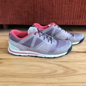 Salomon tennis shoes